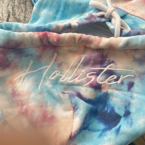 Hollister Tie Dye Sweatshirt l XS - Picture 4 of 5